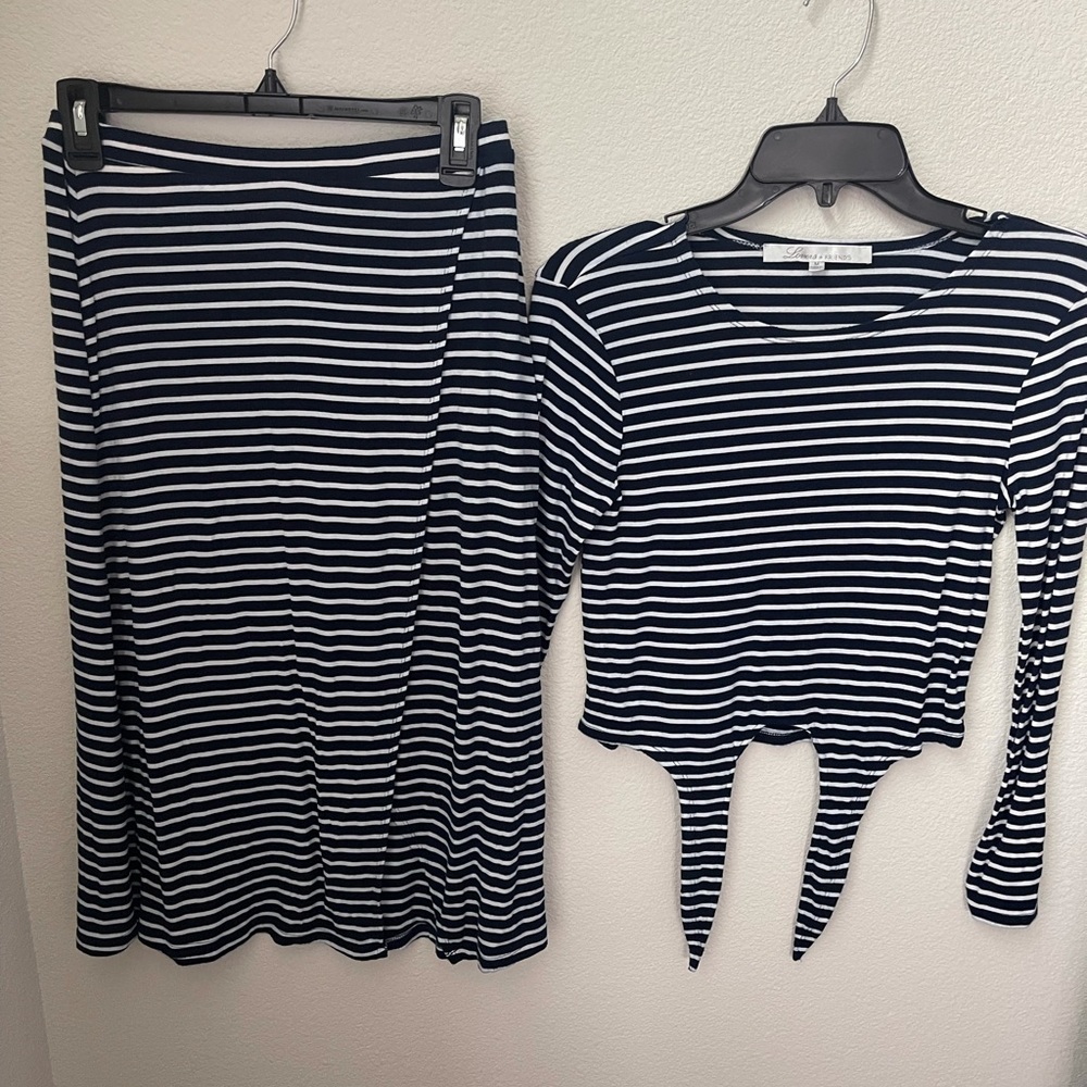 Blue and white strips skirt set